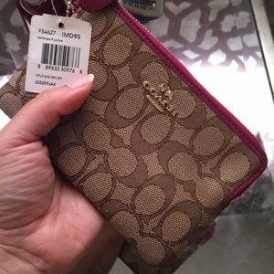 Coach wristlet new with tags